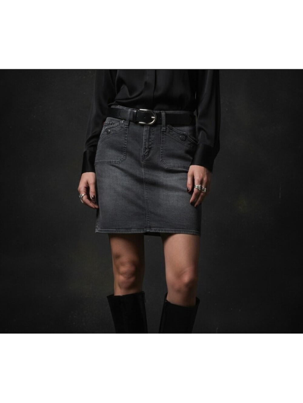 Rock & Republic Gray/Black Denim Mini Skirt with Button Pockets